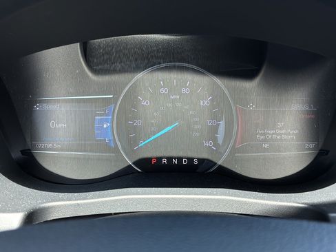Used 2018 Ford Explorer XLT w/ Equipment Group 202A FWD image 26