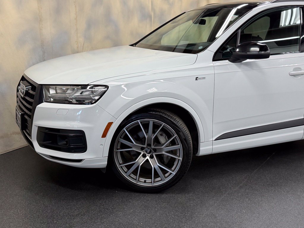 Used 2019 Audi Q7 3.0T Prestige AWD/4WD image 2