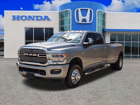 Used 2024 RAM 3500 Laramie AWD/4WD image 16