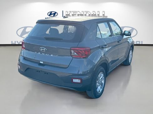 New 2026 Hyundai Venue SE image 6