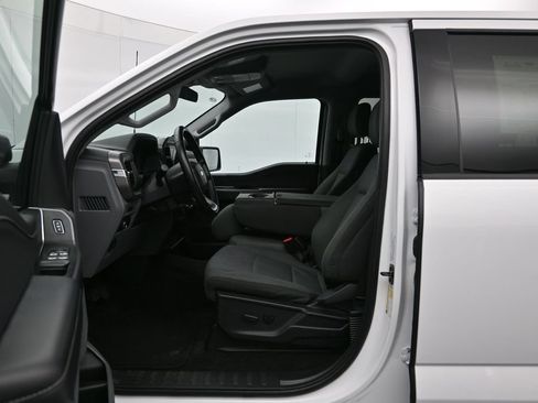 Certified 2025 Ford F150 XLT w/ Equipment Group 301A Standard AWD/4WD image 20