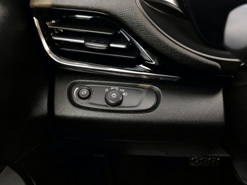 Used 2024 Buick Envista Sport Touring w/ Convenience I Package image 31