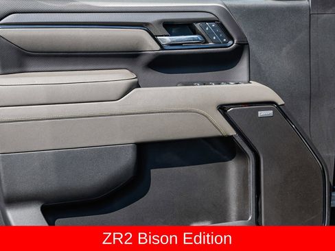 Used 2024 Chevrolet Silverado 2500 ZR2 w/ ZR2 Bison Edition AWD/4WD image 21