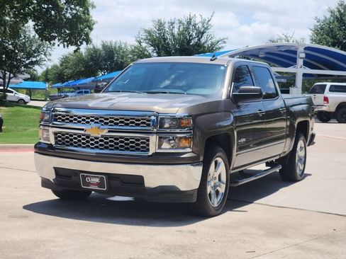Used 2015 Chevrolet Silverado 1500 LT w/ Texas Edition, 1LT Trim RWD image 11