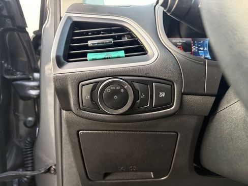 Certified 2024 Ford Edge SEL image 18