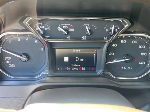 Used 2021 GMC Sierra 1500 SLT w/ SLT Premium Plus Package AWD/4WD image 10