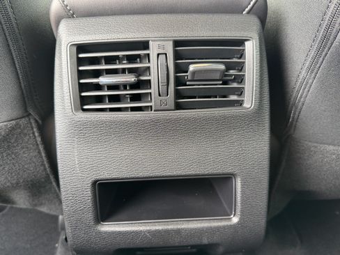 Used 2025 Mitsubishi Outlander ES AWD/4WD image 14