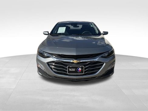 Used 2024 Chevrolet Malibu LT FWD image 2