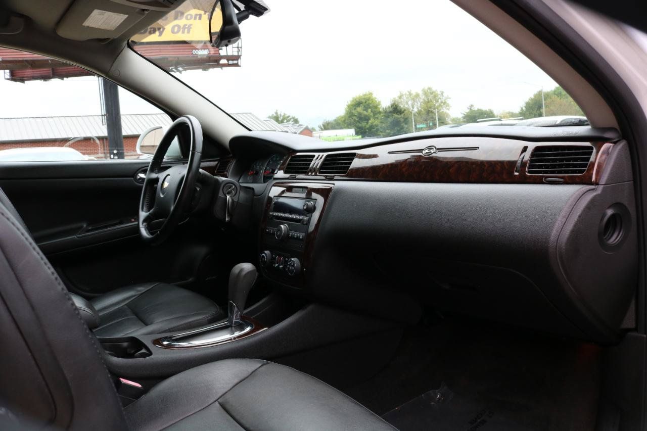 Used 2014 Chevrolet Impala LTZ FWD image 41