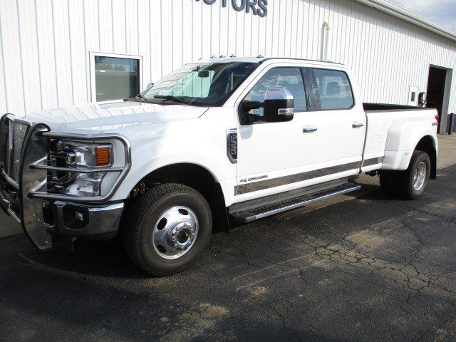 Used 2020 Ford F350 Lariat w/ Chrome Package AWD/4WD image 2