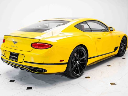 Certified 2024 Bentley Continental GT V8 AWD/4WD image 11