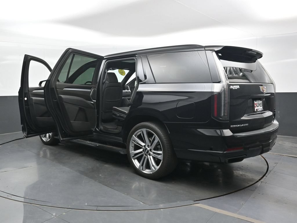 Used 2025 Cadillac Escalade Sport w/ Touring Package AWD/4WD image 49