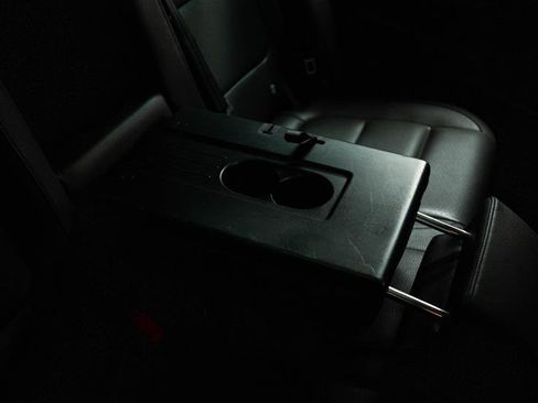 Used 2016 Volkswagen Tiguan SE FWD image 12