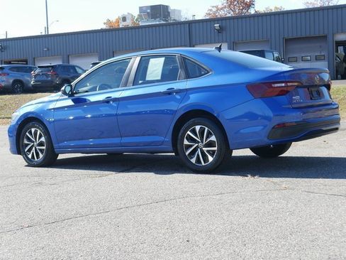 Used 2024 Volkswagen Jetta S image 4