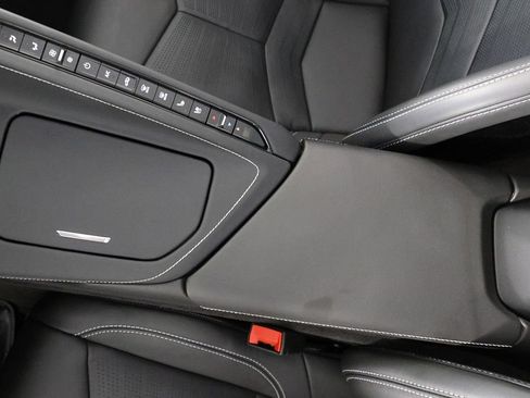 Used 2025 Chevrolet Corvette E-Ray w/ Stealth Interior Trim Package AWD/4WD image 32