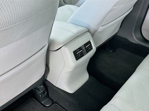 Used 2017 Honda Accord EX image 28