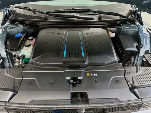 Used 2024 Hyundai Ioniq 5 SEL image 35