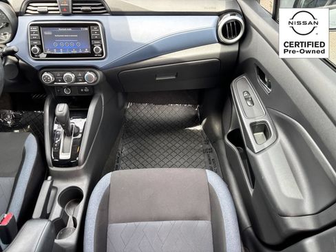 Used 2023 Nissan Versa SV FWD image 15