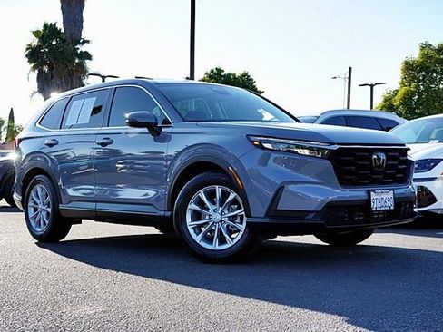 Used 2025 Honda CR-V EX image 2