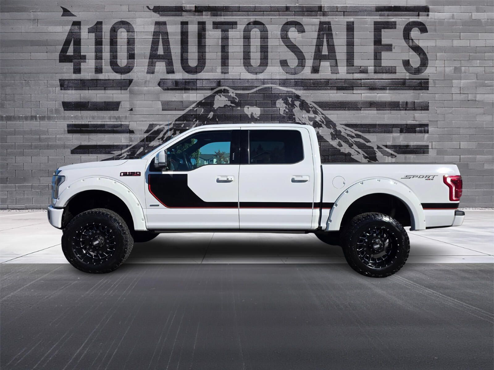 Used 2016 Ford F150 Lariat w/ Equipment Group 502A Luxury AWD/4WD image 20