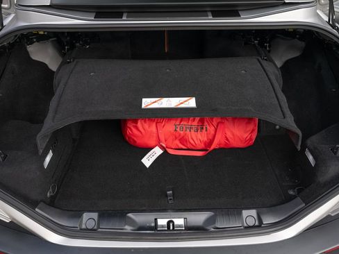 Certified 2019 Ferrari Portofino image 24