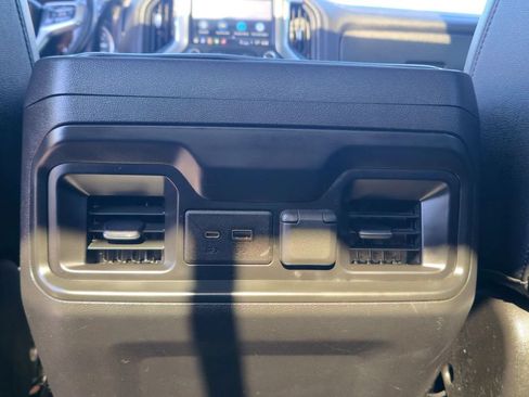 Used 2021 Chevrolet Silverado 1500 LT Trail Boss w/ Convenience Package II AWD/4WD image 31