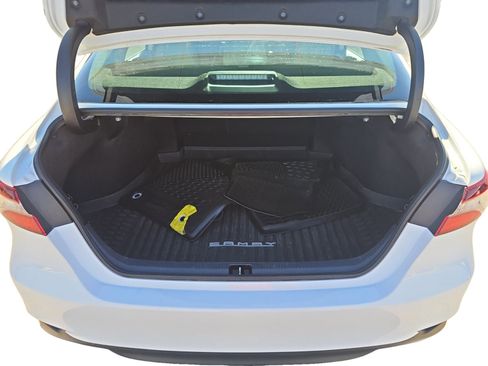 Used 2023 Toyota Camry LE image 19