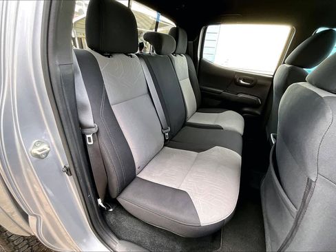 Used 2020 Toyota Tacoma TRD Sport image 20