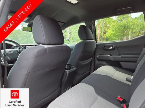 Used 2020 Toyota Tacoma TRD Sport w/ Technology Package AWD/4WD image 22