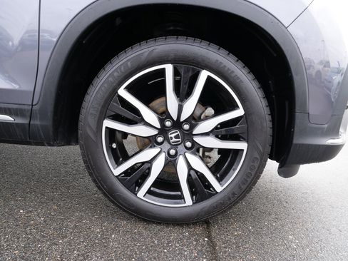 Used 2021 Honda Pilot Touring image 10