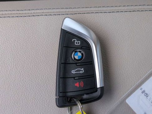 Certified 2022 BMW 330i xDrive Sedan w/ Premium Package 2 image 36