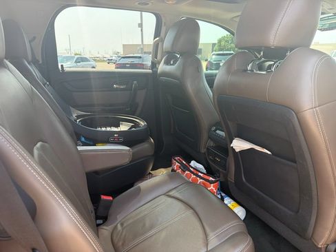 Used 2017 GMC Acadia Limited SLT FWD image 9