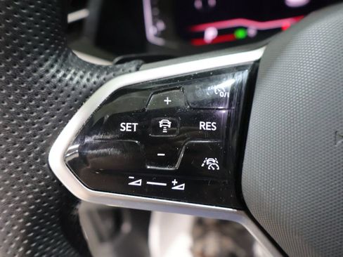 Used 2023 Volkswagen Arteon SEL Premium AWD/4WD image 32