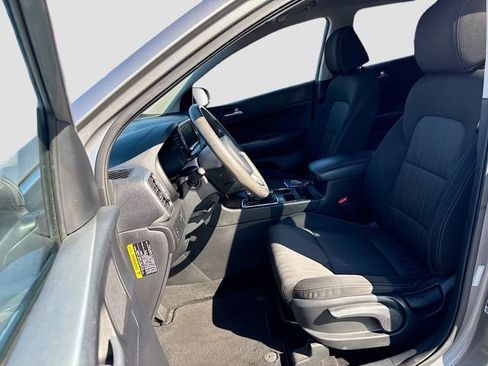 Used 2019 Kia Sportage LX image 21