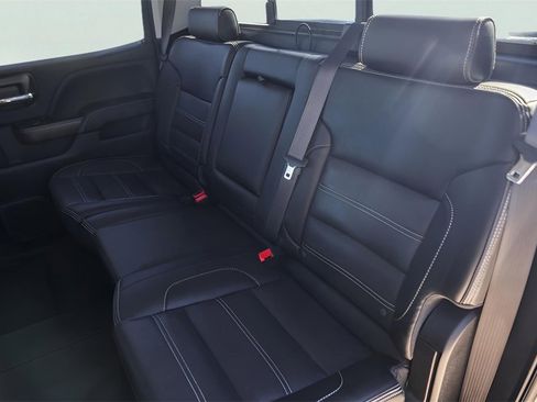 Used 2019 GMC Sierra 2500 Denali w/ Suspension Package, Off-Road image 27