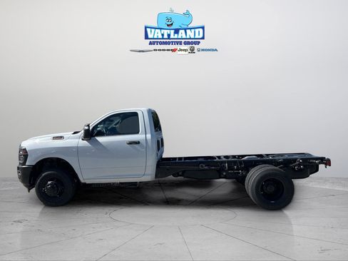 New 2026 RAM 3500 Tradesman AWD/4WD image 2