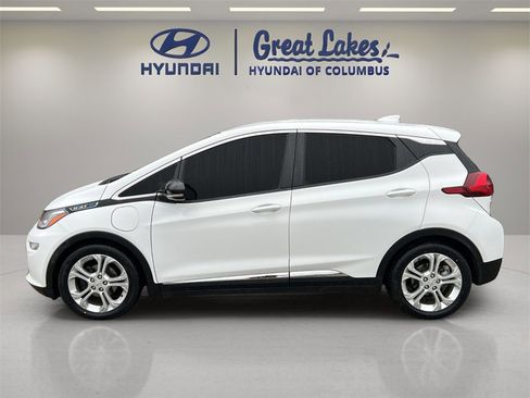 Used 2020 Chevrolet Bolt LT image 2