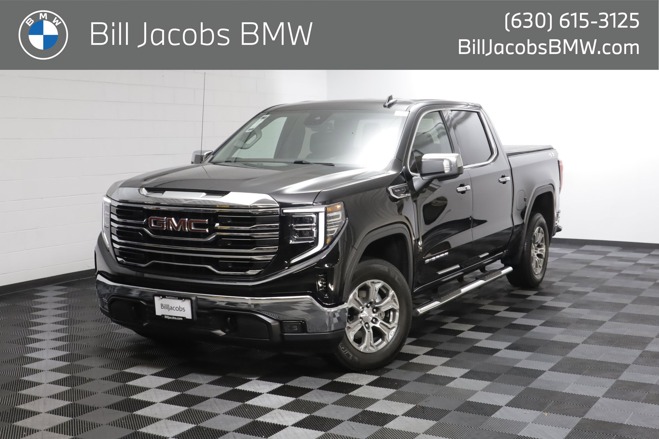 Used 2024 GMC Sierra 1500 SLT AWD/4WD image 1