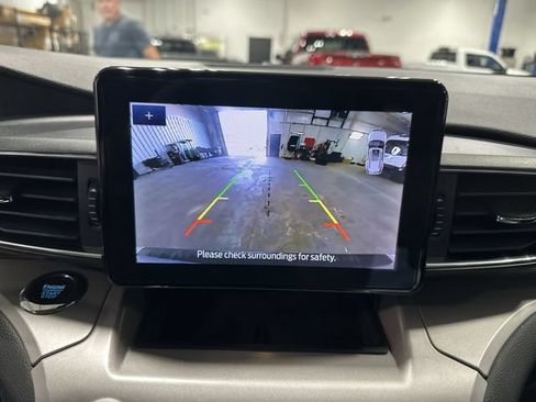 Used 2023 Ford Explorer XLT w/ Equipment Group 202A AWD/4WD image 29