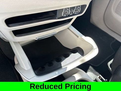 Used 2024 Chrysler Voyager LX FWD image 24