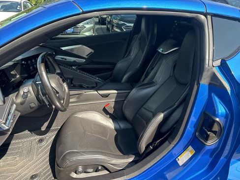 Used 2021 Chevrolet Corvette Stingray Preferred Cpe w/ Battery Protection Package RWD image 17