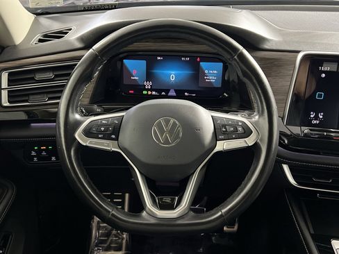 Used 2024 Volkswagen Atlas SEL Premium R-Line image 16