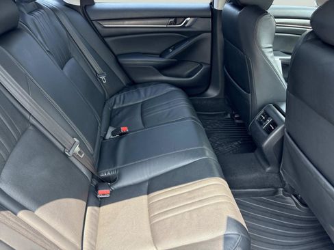 Used 2018 Honda Accord EX-L image 16