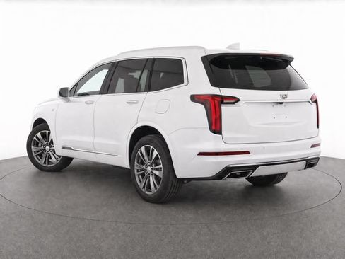Used 2021 Cadillac XT6 Premium Luxury FWD image 15