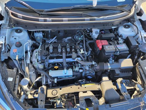 New 2025 Nissan Kicks Play S image 11