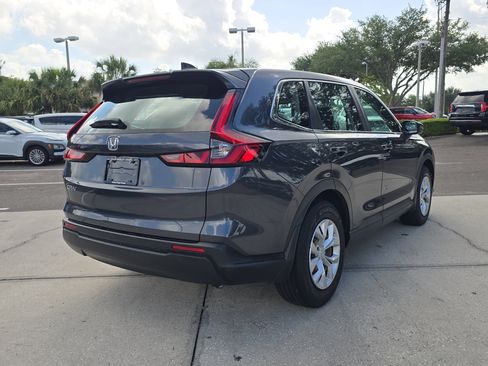 Used 2024 Honda CR-V LX image 8