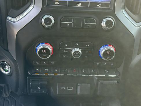 Used 2021 GMC Sierra 1500 SLT w/ SLT Premium Plus Package image 25