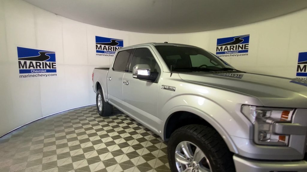 Used 2017 Ford F150 Platinum w/ Equipment Group 701A Luxury AWD/4WD image 4