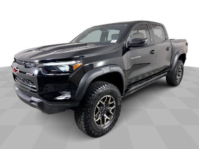 Used 2024 Chevrolet Colorado ZR2 w/ ZR2 Convenience Package III AWD/4WD image 1
