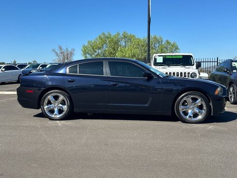 Used 2012 Dodge Charger SXT Plus RWD image 2
